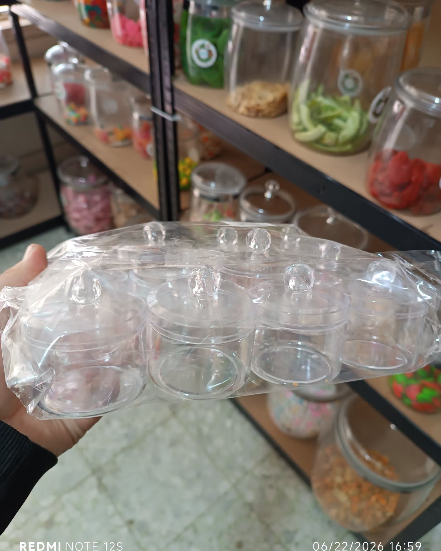 علبة توزيعة سادة لكل المناسبات